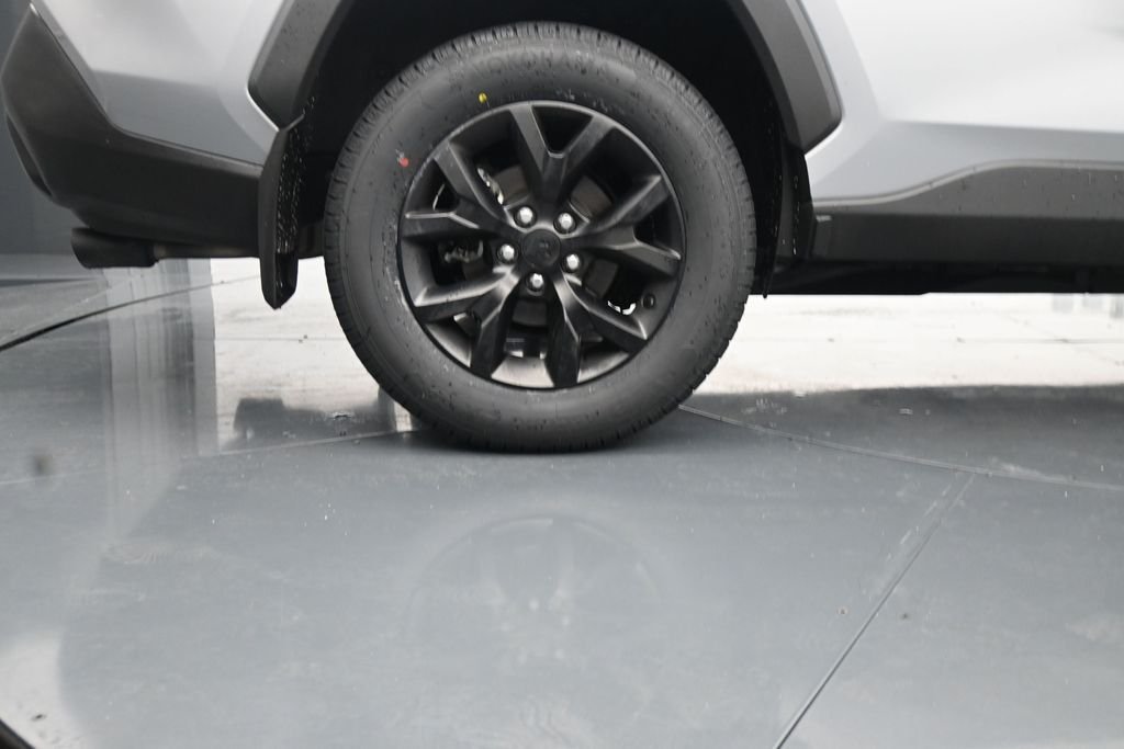 Used 2022 Silver Toyota LE image 10