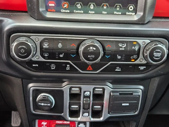 Used 2023 White Jeep Rubicon image 15