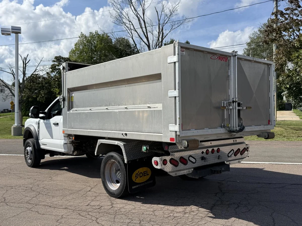 Used 2023 White Ford XLT 4x4 Power Stroke Kargo King Hooklift image 8
