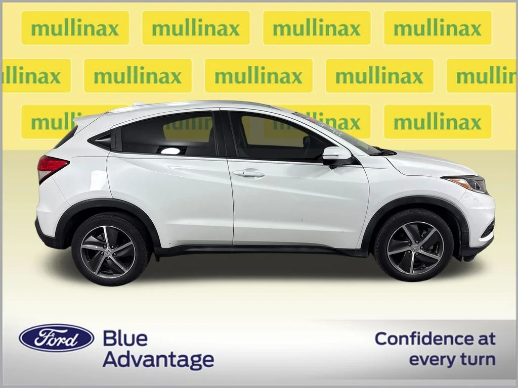 Certified Used 2022 White Honda EX image 2