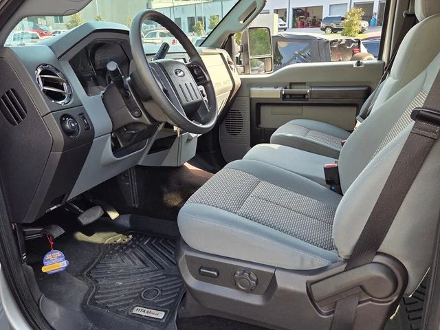 Used 2016 Silver Ford XLT image 15