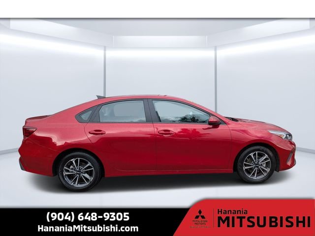Used 2024 Red Kia LXS image 2