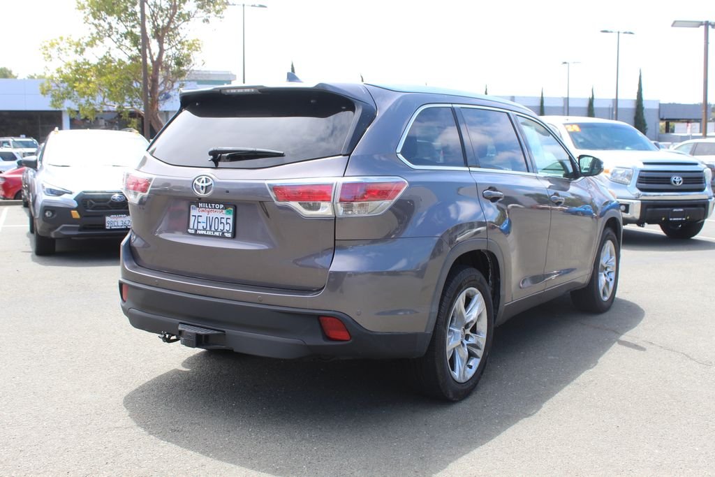 Used 2014 Gray Toyota Limited image 7