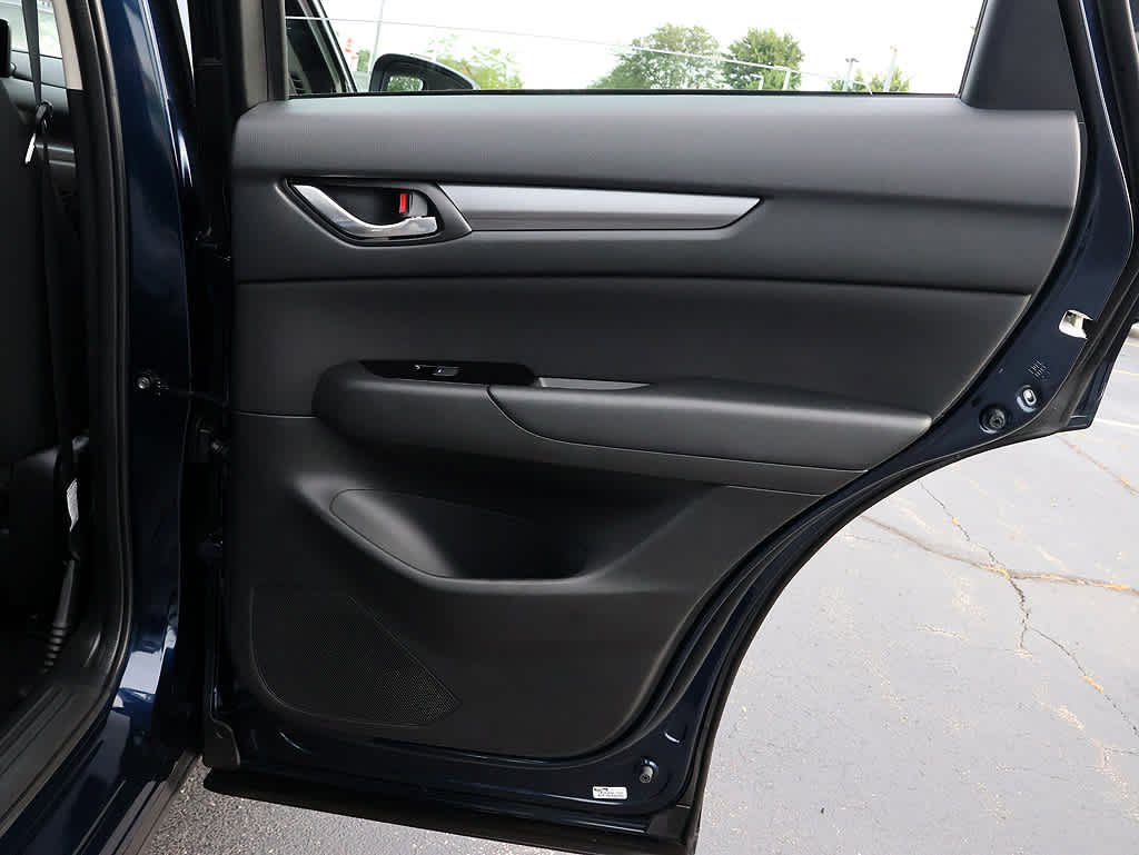 2025 Mazda CX-5 S - Photo 25