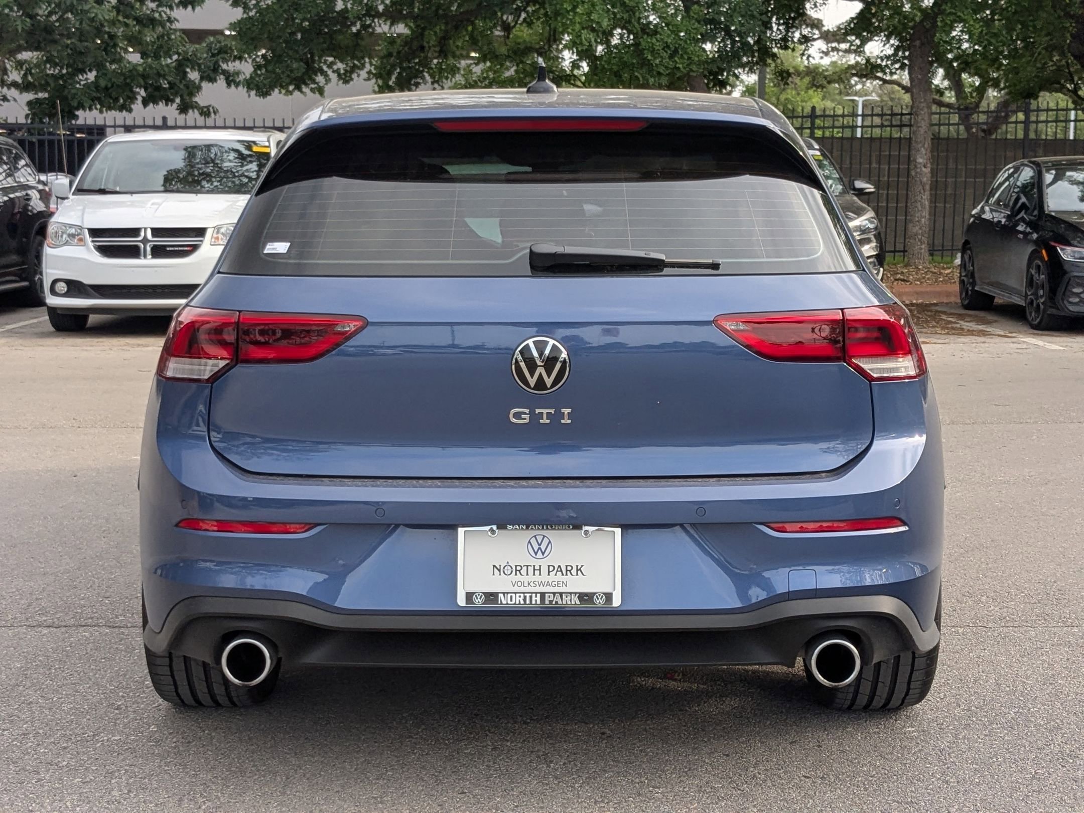 Used 2026 Blue Volkswagen Autobahn image 4