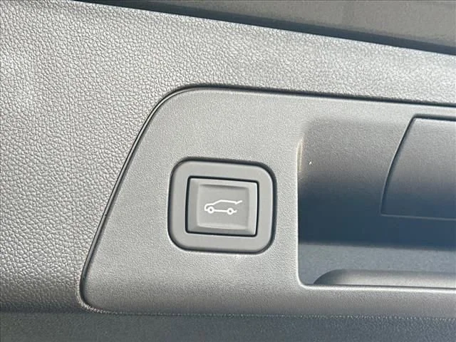 New 2026 Quartz Blue Metallic Buick Sport Touring image 12
