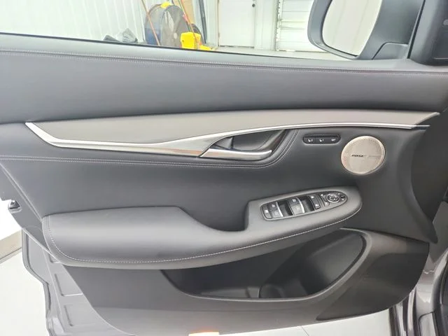Used 2025 Gray INFINITI ESSENTIAL image 33