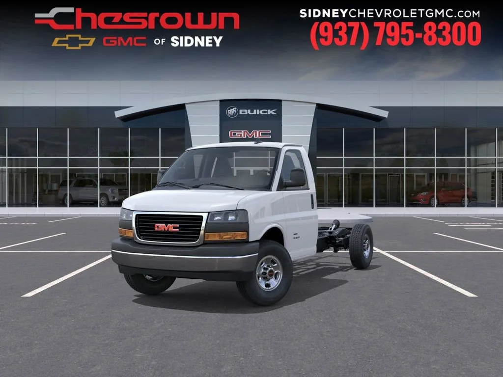 New 2025 Summit White GMC 1WT image 15