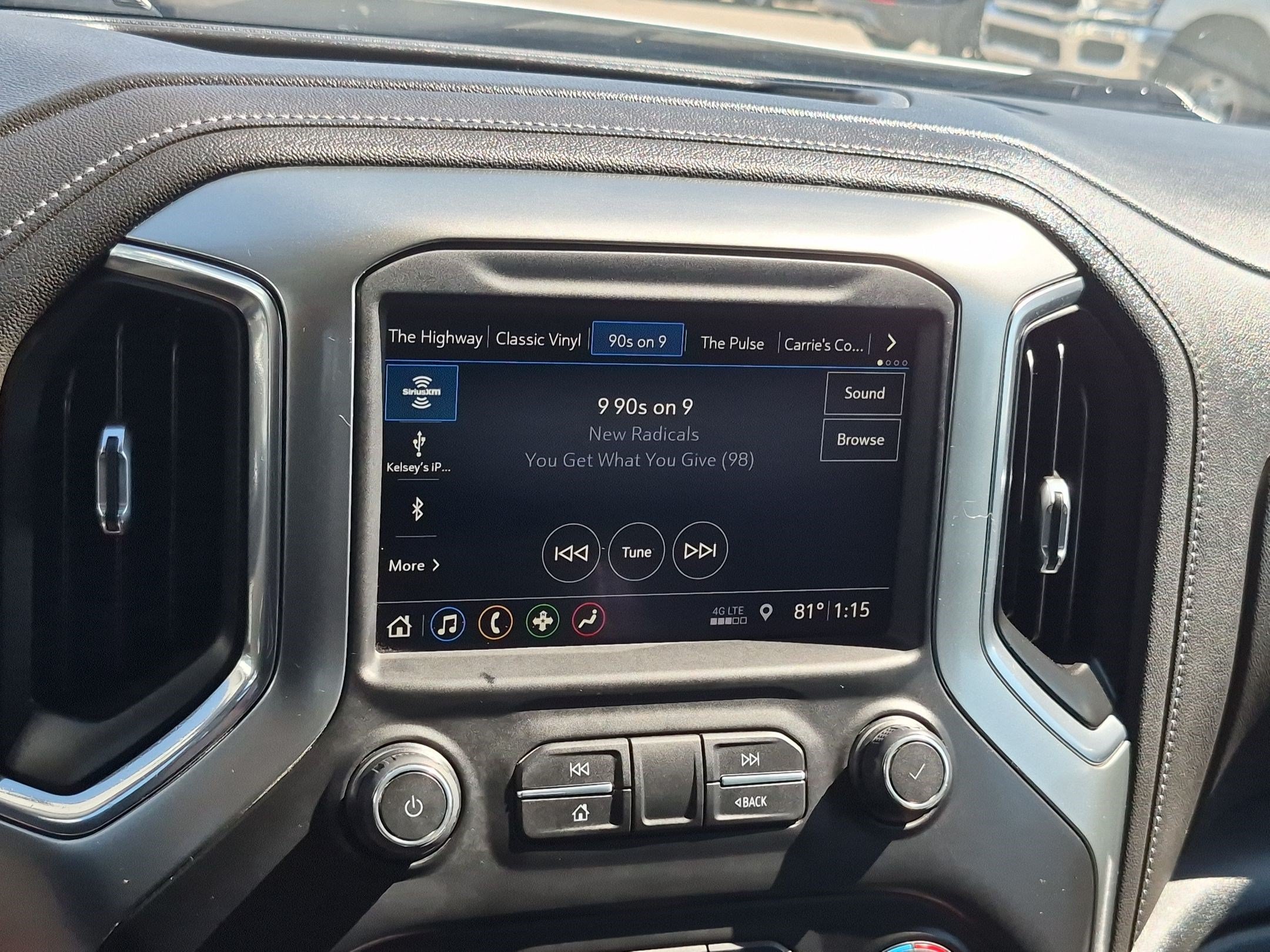 Used 2019 Silver Ice Metallic Chevrolet LTZ image 21