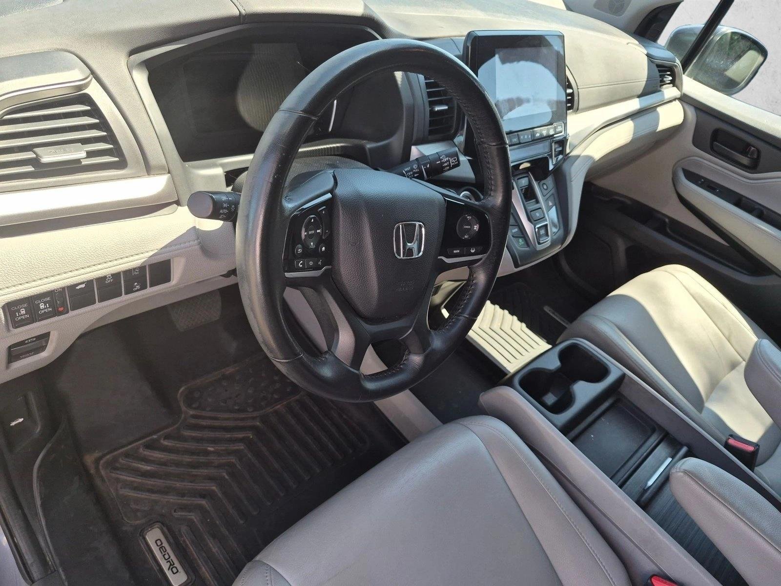 Used 2020 Silver/Gray Honda EX-L image 9