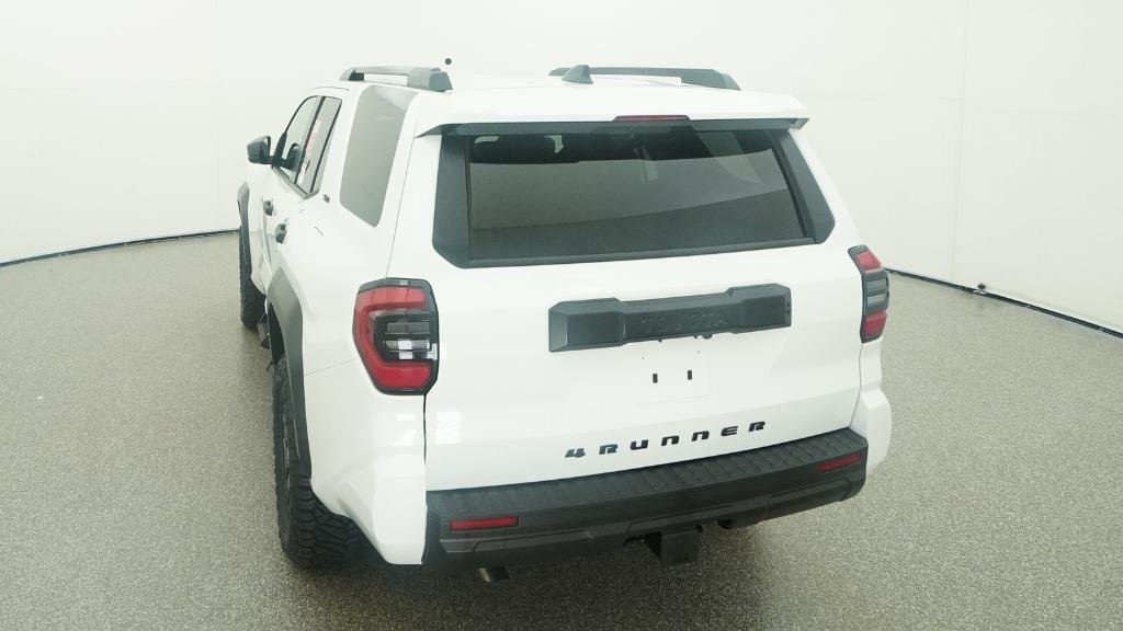 New 2026 Ice Cap Toyota SR5 image 17