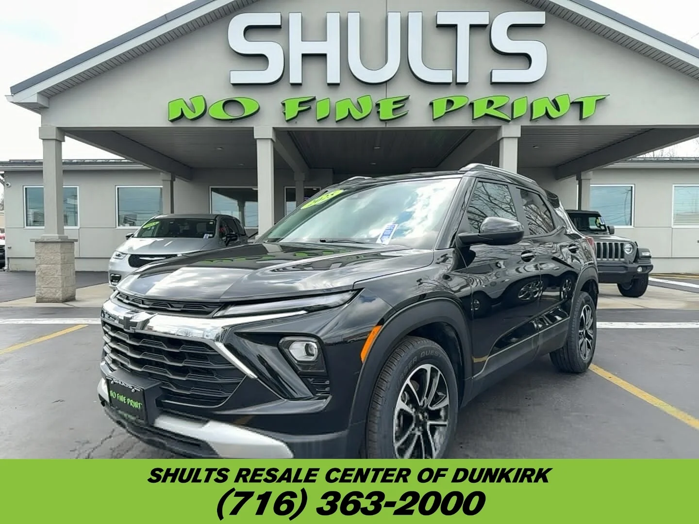 Used 2025 Mosaic Black Metallic Chevrolet LT image 1