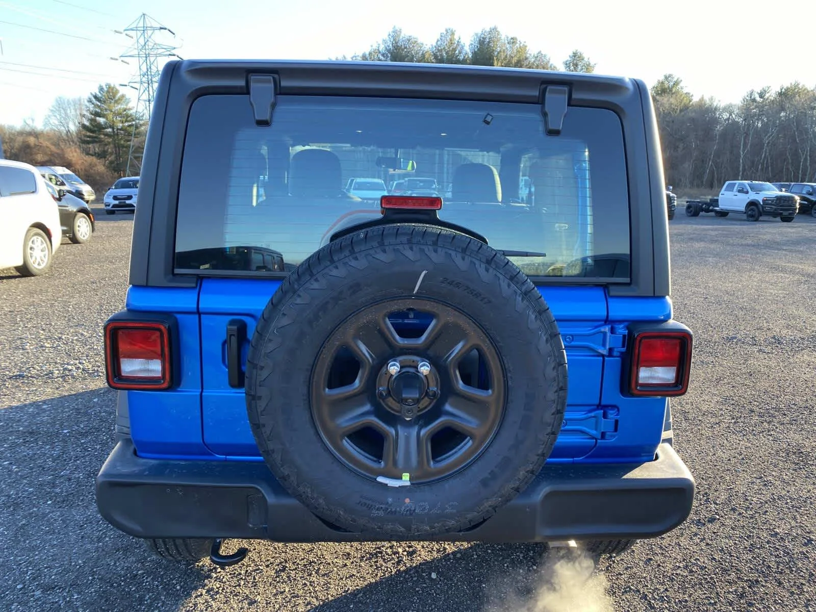 New 2026 Hydro Blue Pearl-Coat Exterior Paint Jeep Sport image 4