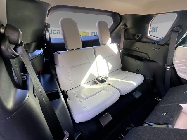 Used 2022 Gray Mitsubishi SEL image 28