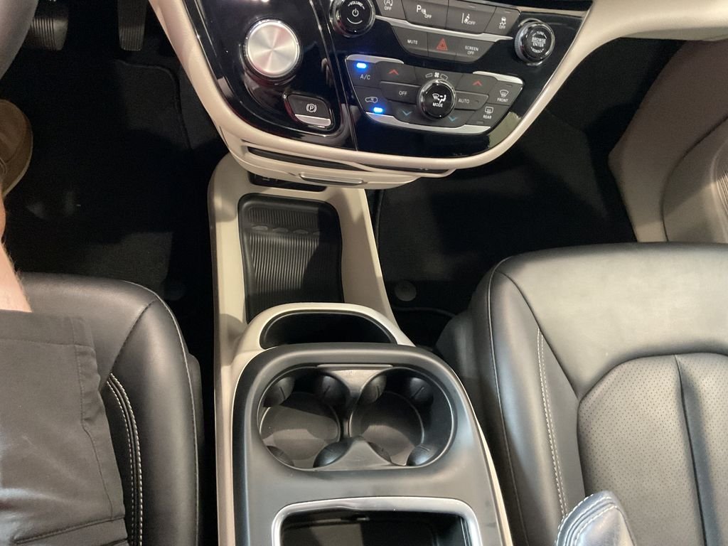 Used 2024 Blue Chrysler Touring L image 28