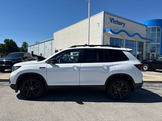 Used 2023 White Honda TrailSport image 8