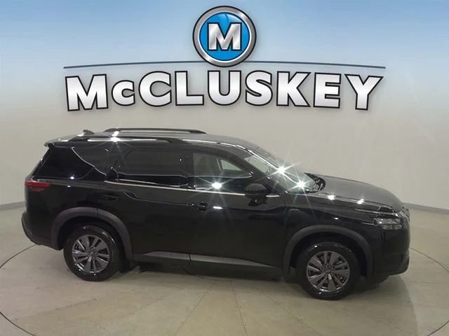 2025 Nissan Pathfinder SV - Photo 12