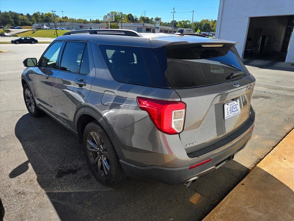 Used 2022 Gray Ford XLT image 13