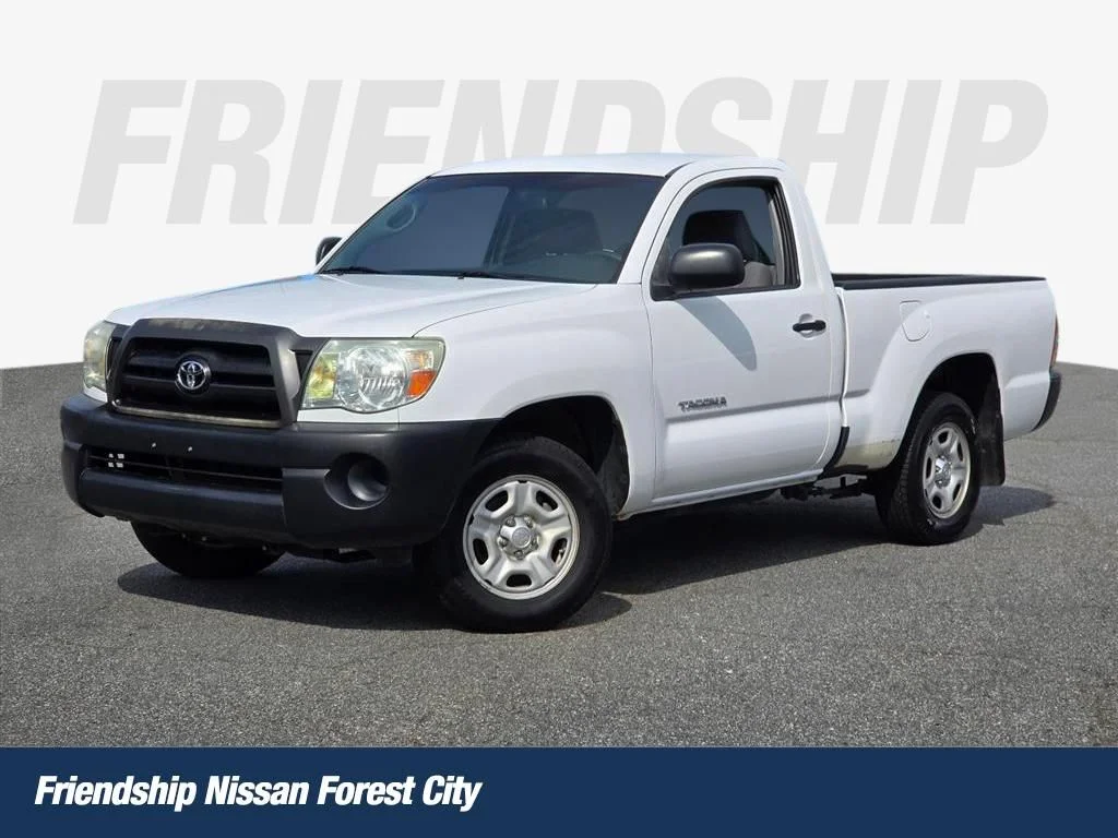 Used 2007 White Toyota  image 1