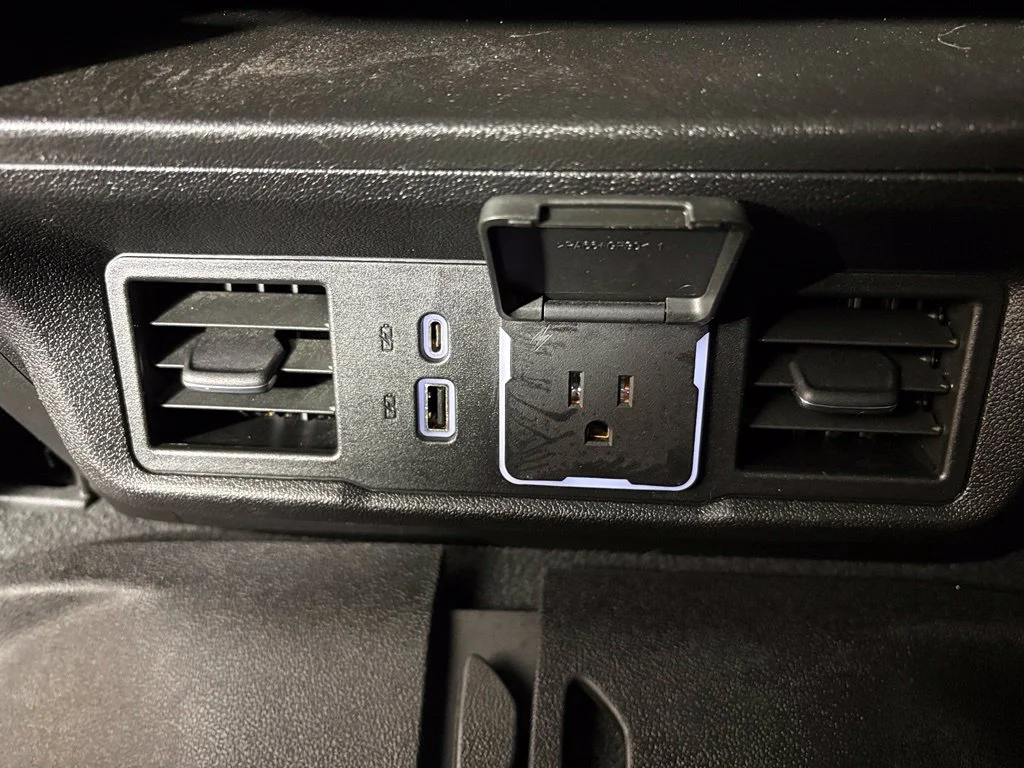 Used 2022 Red Chevrolet LT image 37