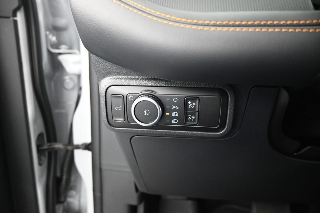 New 2026 Space White Metallic Ford Tremor image 12