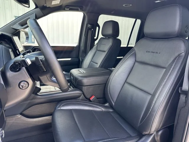 Used 2025 Silver GMC Denali image 15