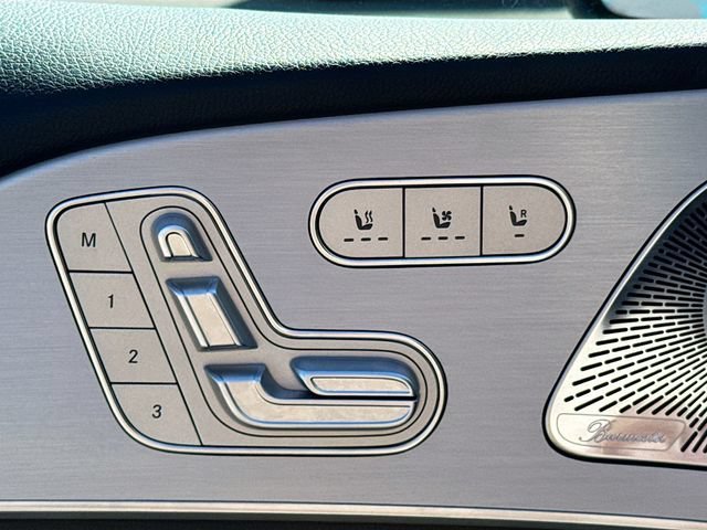 Used 2025 White Mercedes-Benz GLS 450 image 27