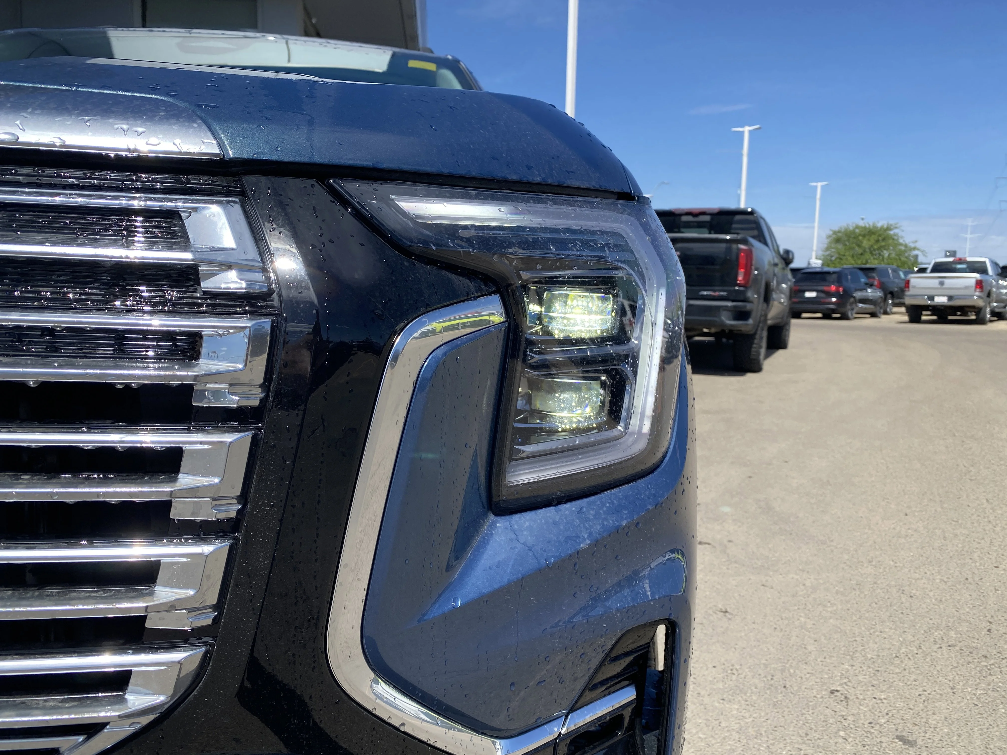 New 2026 DOWNPOUR METALLIC GMC AWD Denali image 10