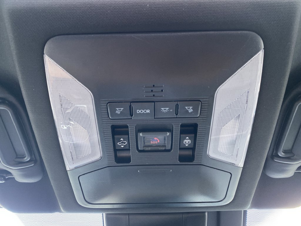 2024 Toyota RAV4 XSE - Photo 27