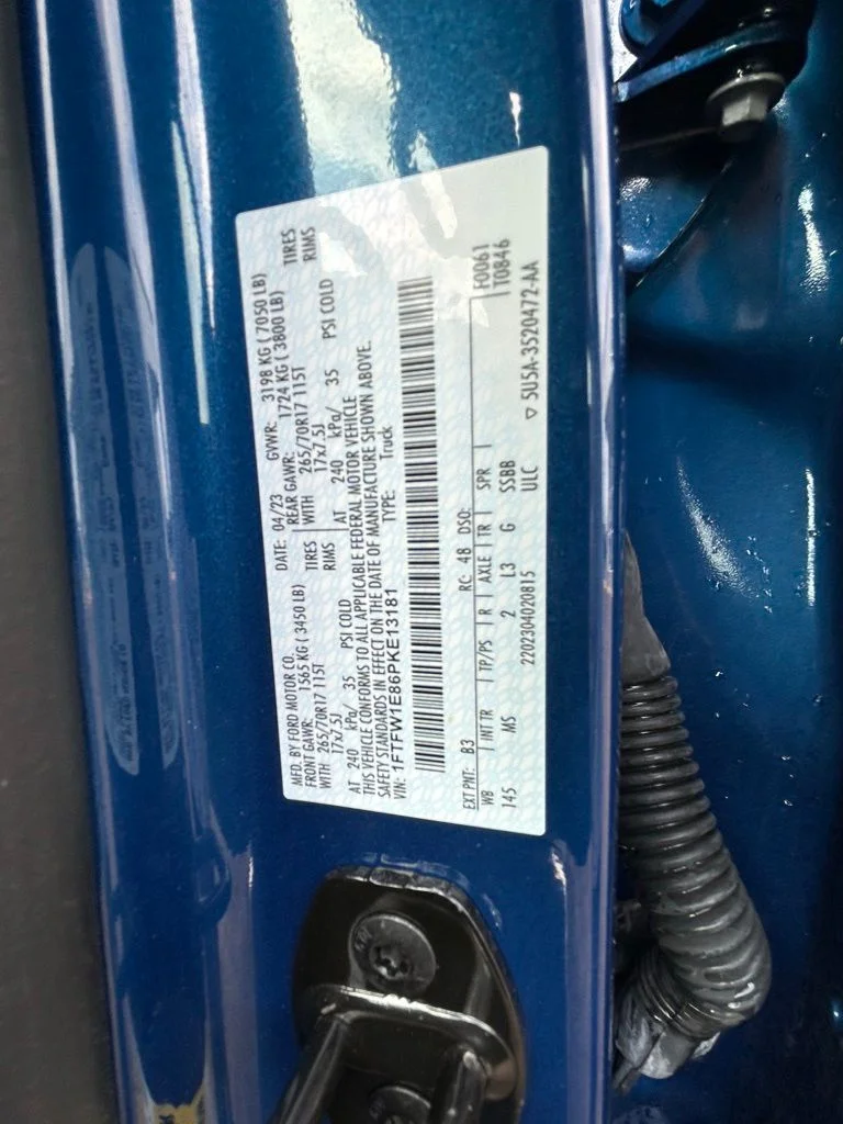 Used 2023 Blue Ford XLT image 9