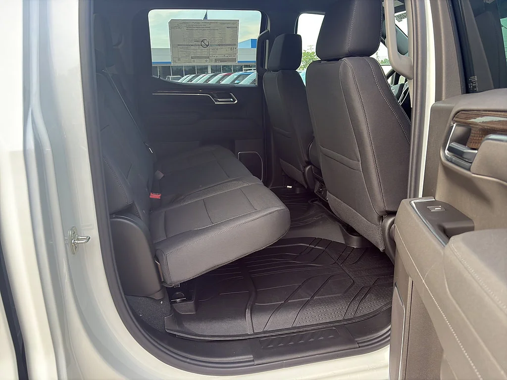 2026 Chevrolet Silverado 1500 RST - Photo 13
