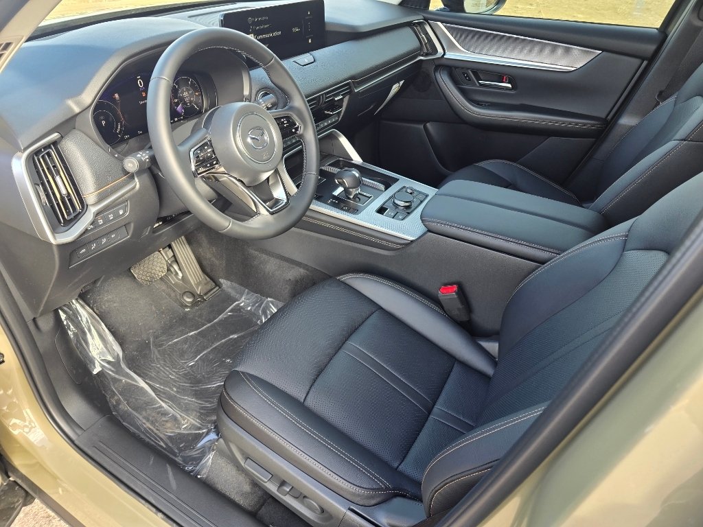 New 2026 Zircon Sand Metallic Mazda SC Plus image 23