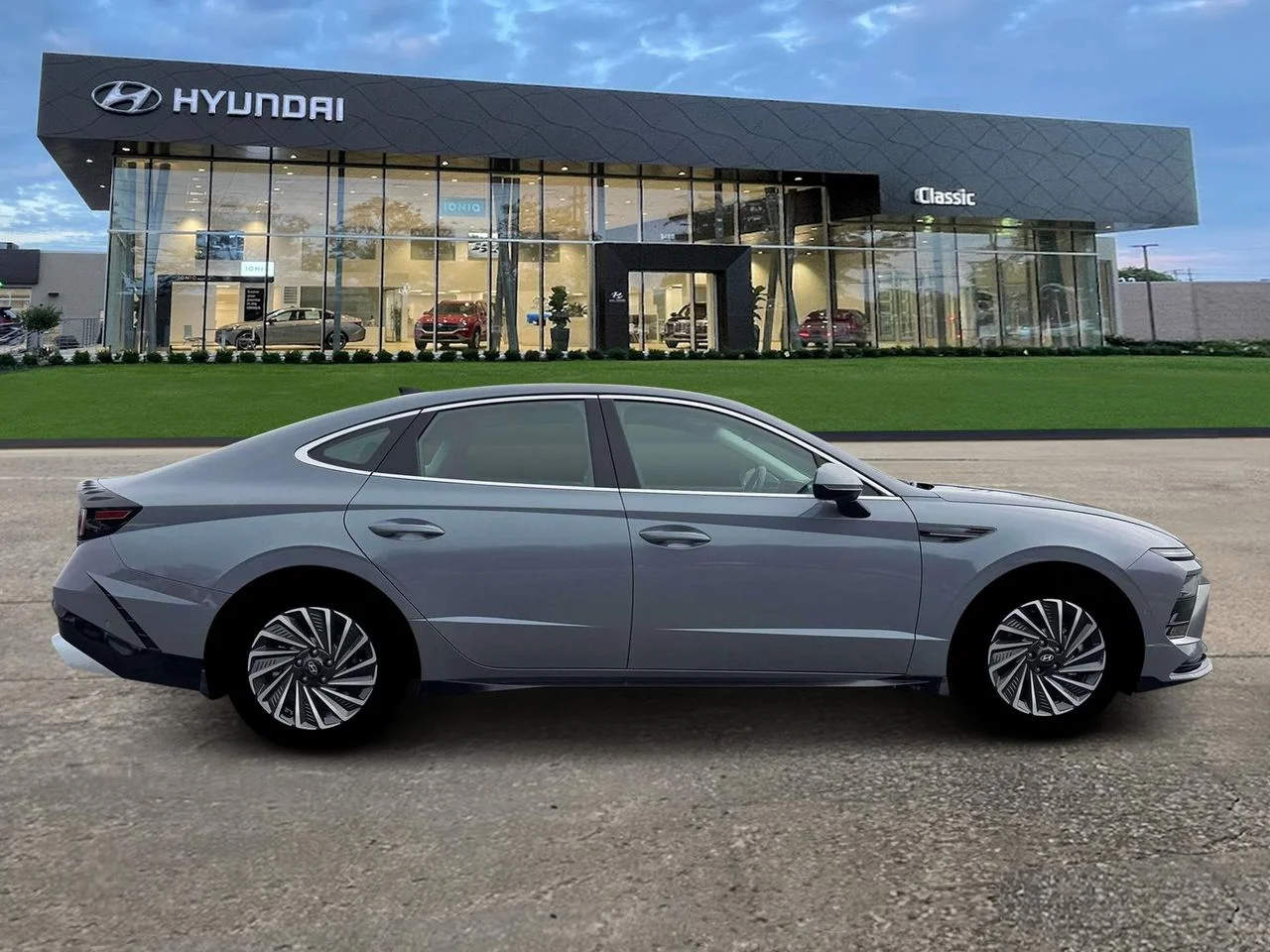 New 2026 Transmission Blue Pearl Hyundai Limited image 9