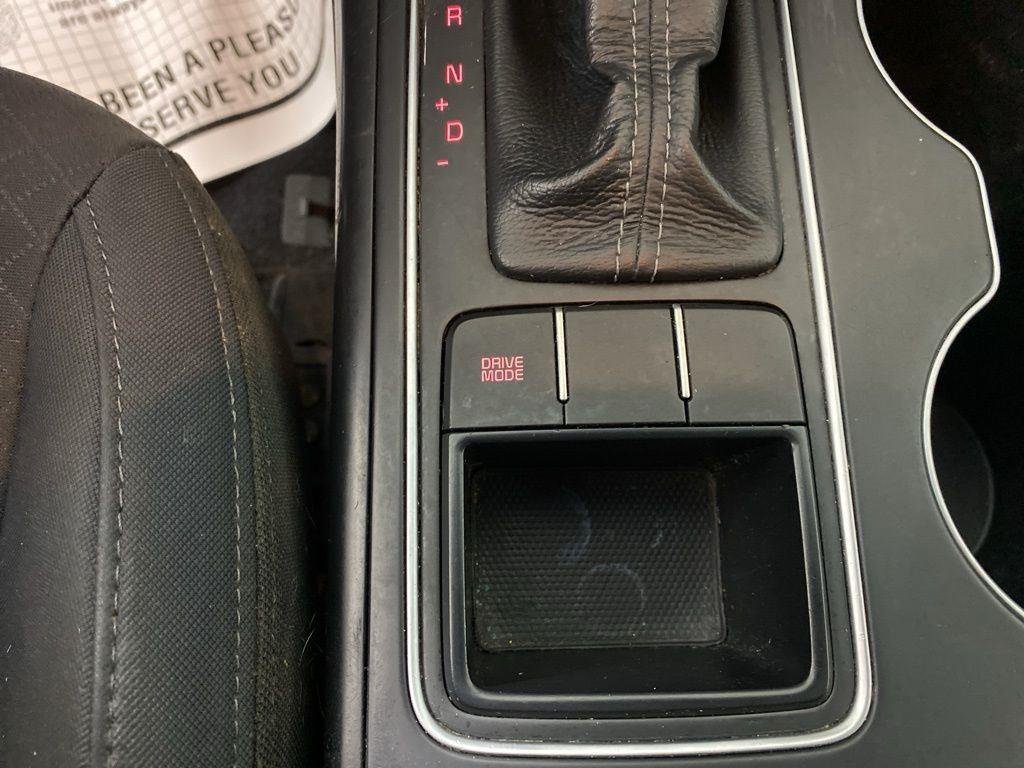 Used 2018 Ebony Black Kia LX image 22