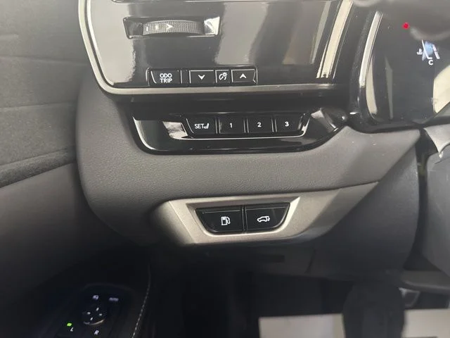Used 2023 Iridium Lexus 500h F SPORT Performance image 20