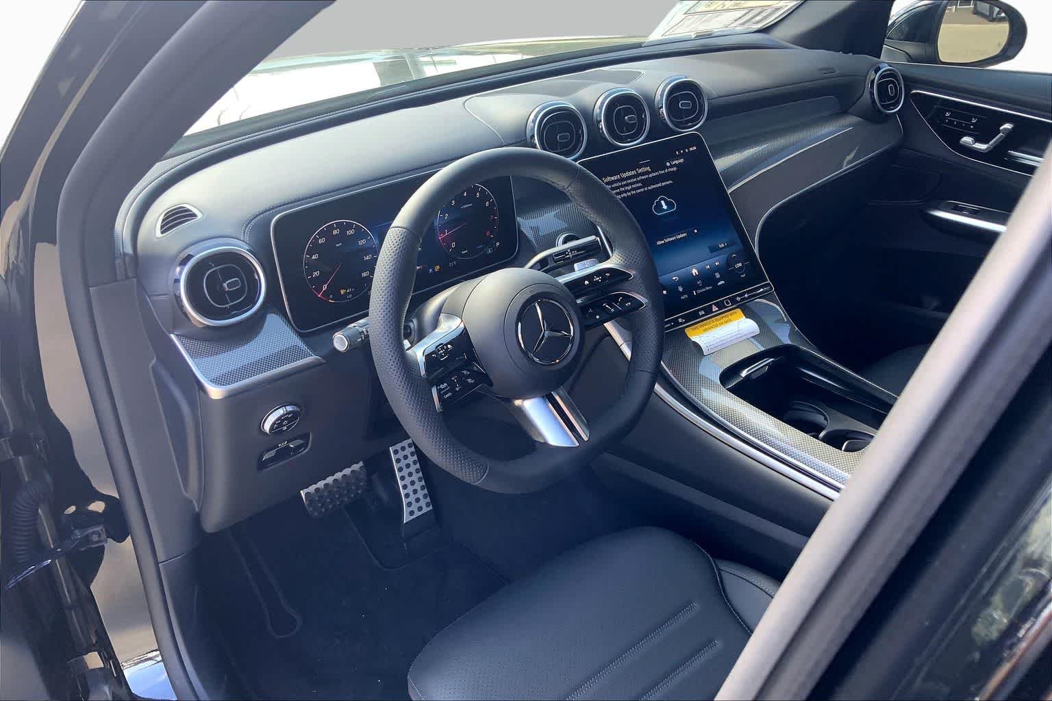 New 2026 Black Mercedes-Benz GLC 300 image 8