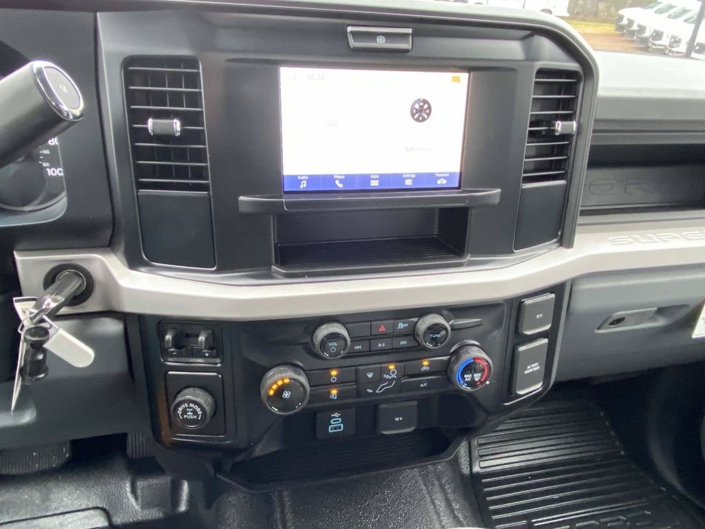 New 2026 Oxford White Ford F-350® XL image 17