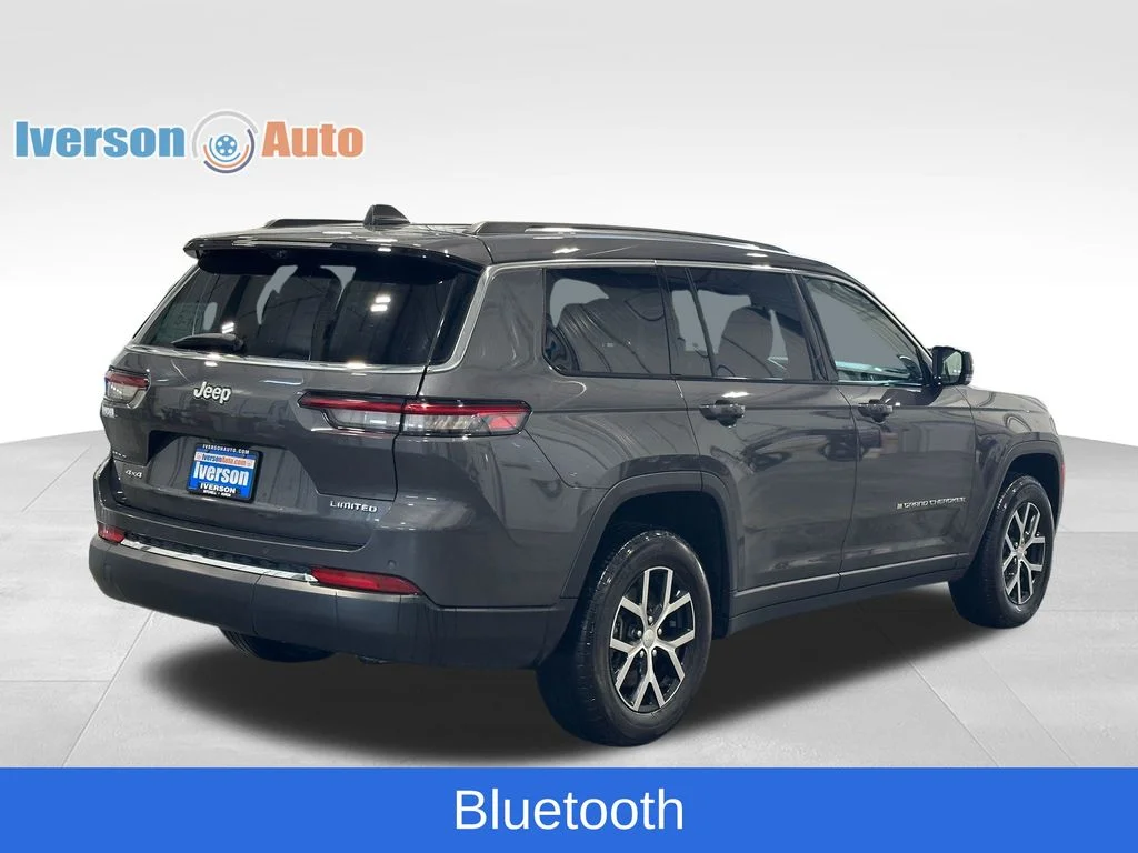 Used 2023 Gray Jeep Limited image 9