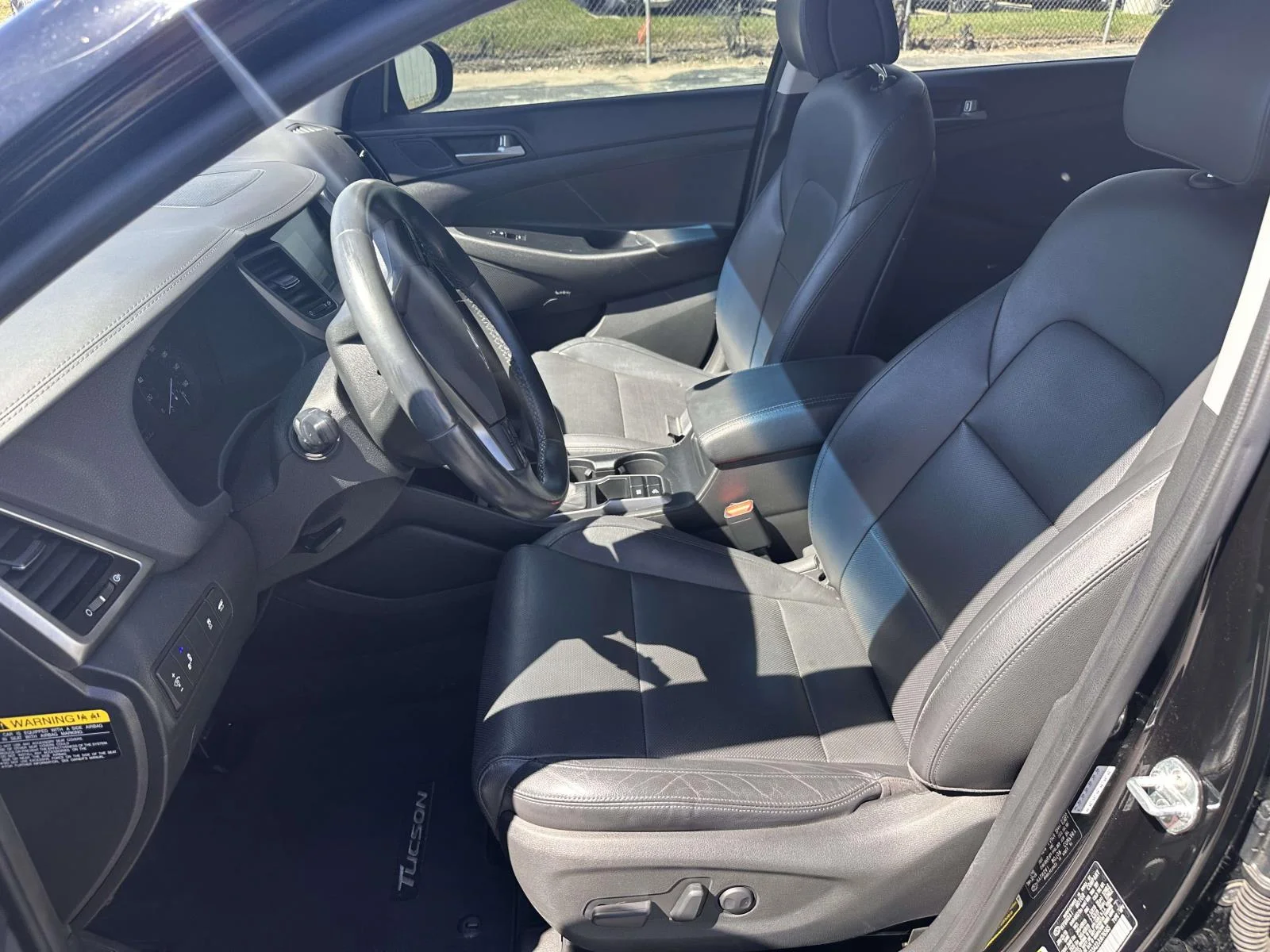 Used 2018 Black Noir Pearl Hyundai Limited image 13