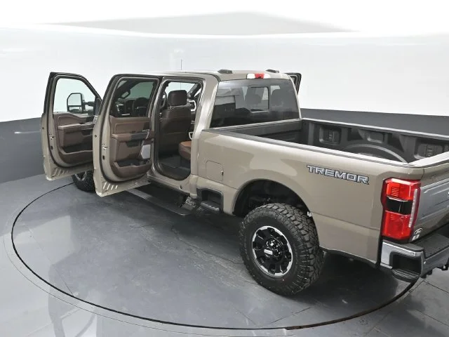 New 2027 Marsh Gray Metallic Ford F-250® King Ranch® image 30