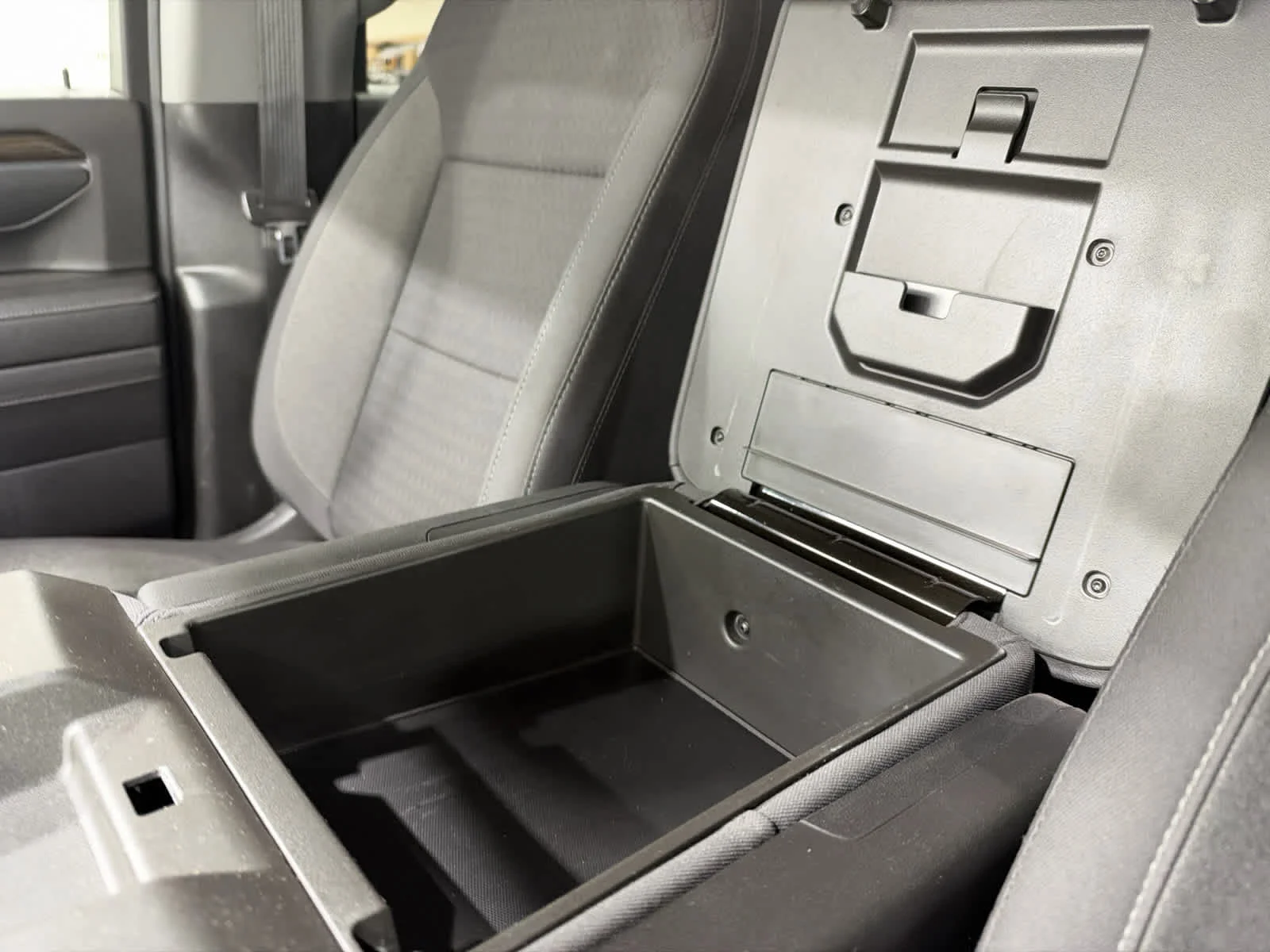 Used 2024 Sterling Gray Metallic Chevrolet LT image 18