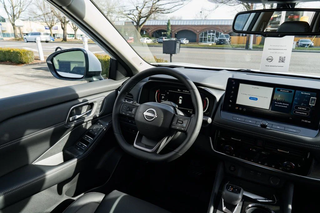 New 2026 Everest White Pearl TriCoat Nissan Platinum image 11