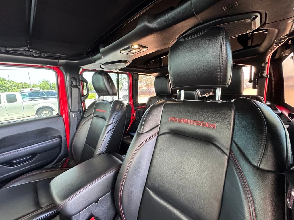 Used 2020 Red Jeep Unlimited Rubicon image 14