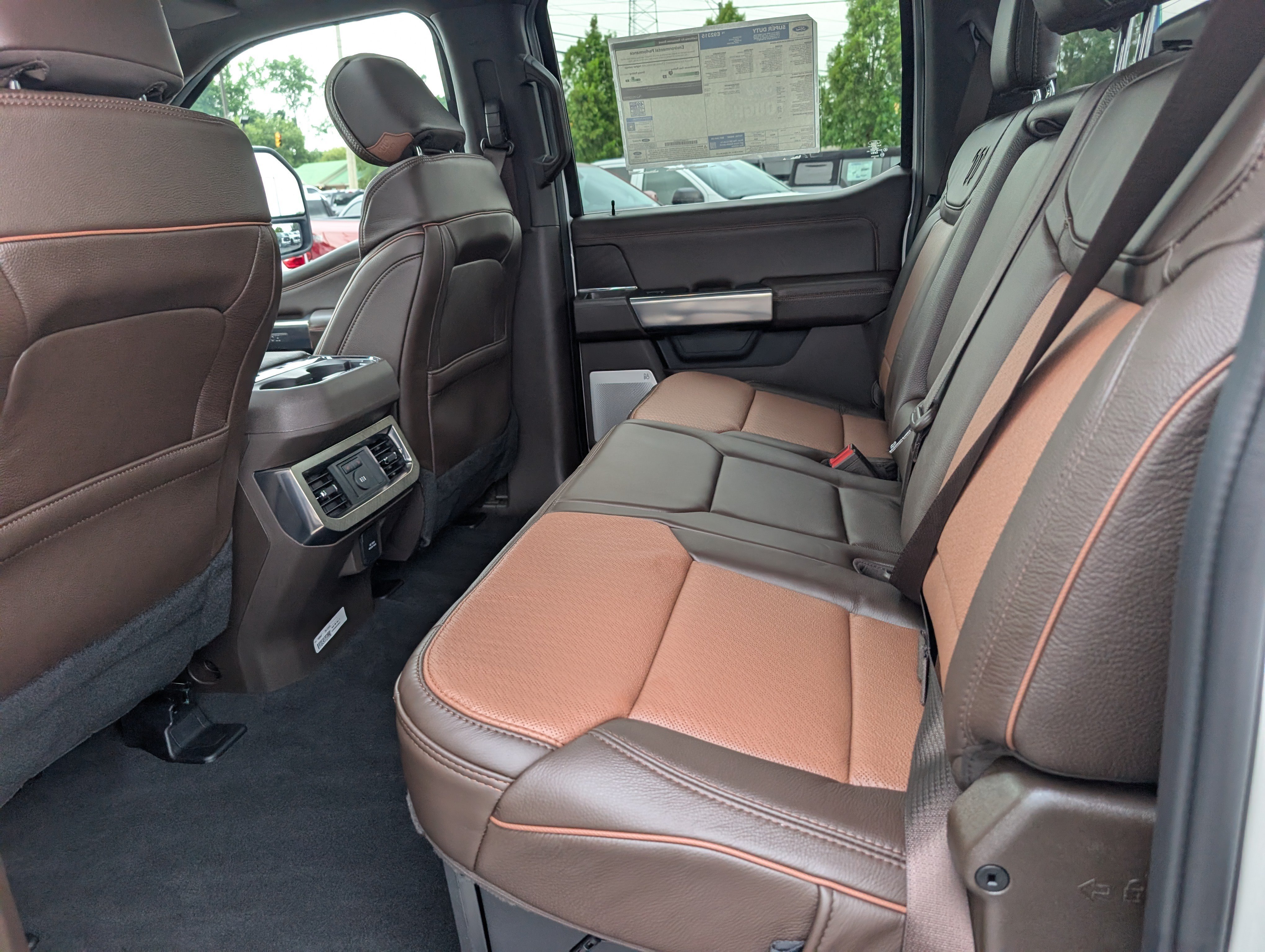 New 2026 Star White Metallic Tri-Coat FORD F-250® King Ranch® image 15