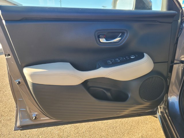 Used 2024  Honda EX-L image 18