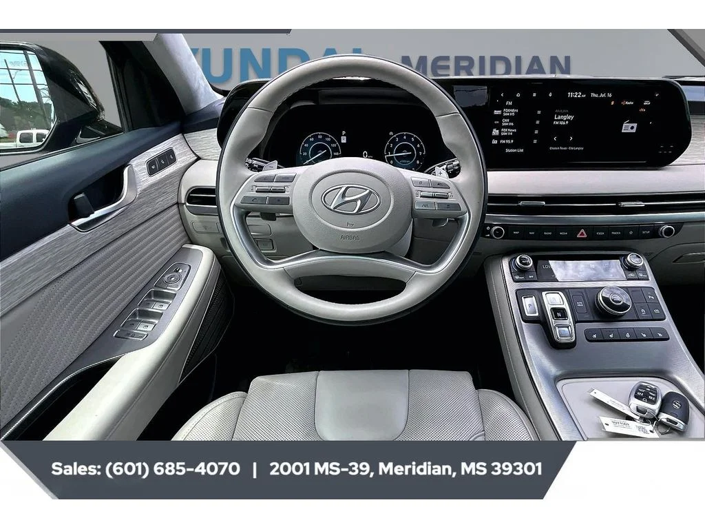 Used 2024 Abyss Black Pearl Hyundai Calligraphy image 5