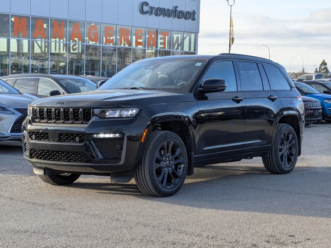 New 2026 Black Jeep Limited Reserve - - 4x4 - Nappa Leather - Ventilated Seats - Trailer Tow Pack & More! image 3