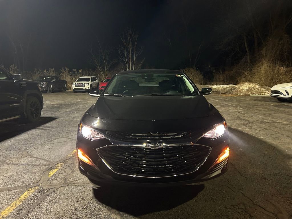 2025 CHEVROLET MALIBU - Image 2