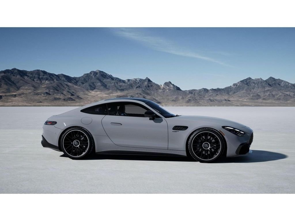 New 2027 MANUFAKTUR Alpine Grey Mercedes-Benz AMG® GT 43 Coupe image 15