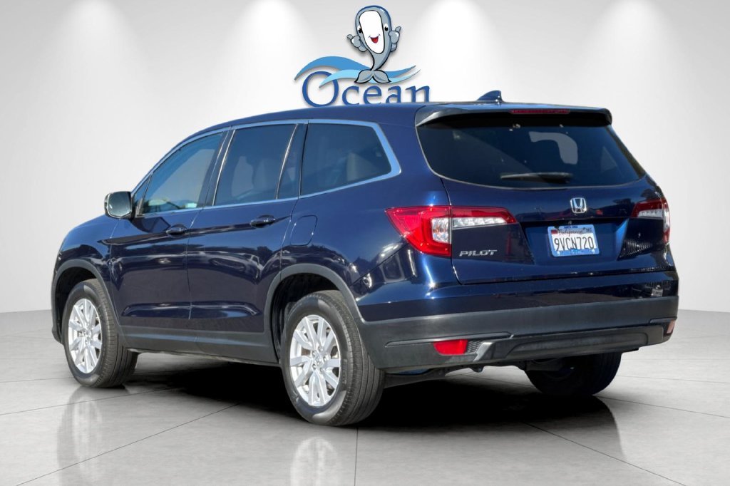 Used 2019 Obsidian Blue Pearl Honda LX image 6